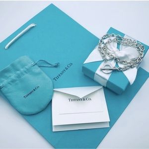 Lastest Version of Tiff&Co. Toggle